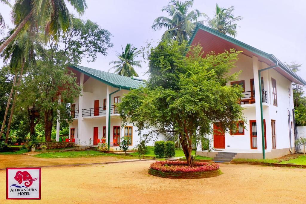 Athkandura Hotel Building